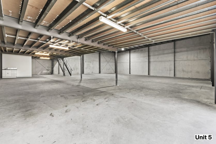 Click to view all images Unit 5/4 Whealan Close Heatherbrae NSW 2324 - Image 3