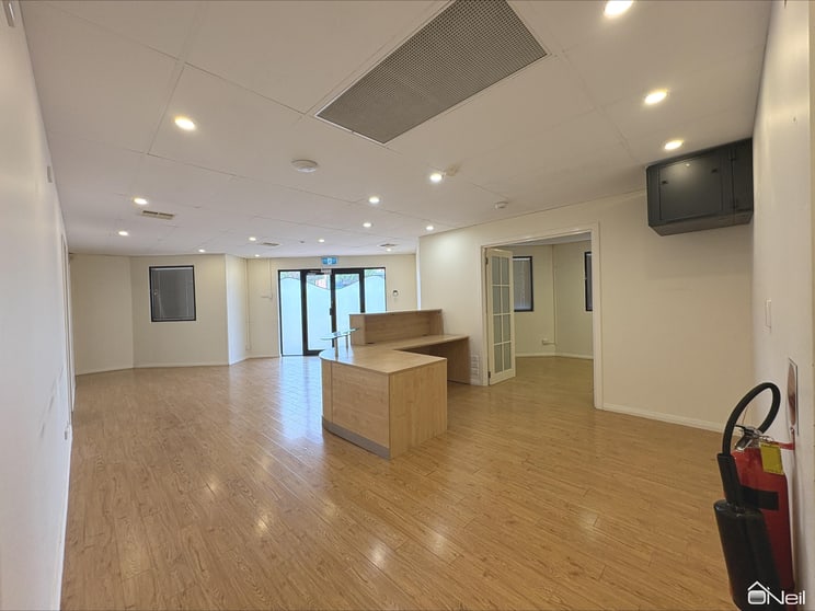 Click to view all images 3/49 Church Avenue Armadale WA 6112 - Image 3