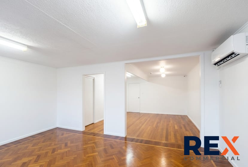 Click to view all images 25 Parramatta Road Underwood QLD 4119 - Image 3