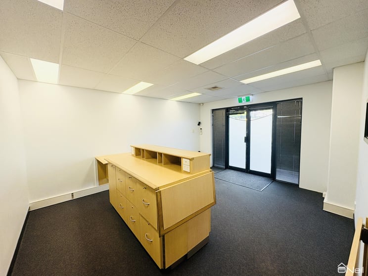 Click to view all images 4/49 Church Avenue Armadale WA 6112 - Image 3