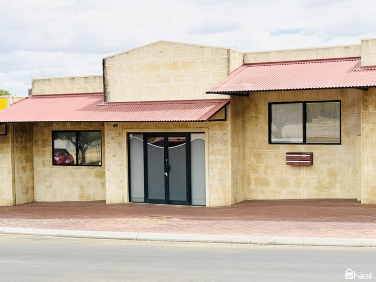 Click to view all images 4/49 Church Avenue Armadale WA 6112 - Image 1