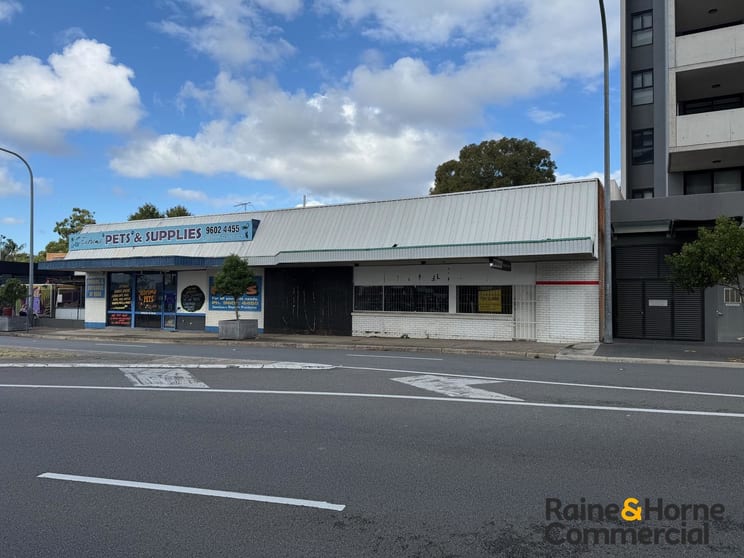 Click to view all images 162 Terminus Street Liverpool NSW 2170 - Image 2