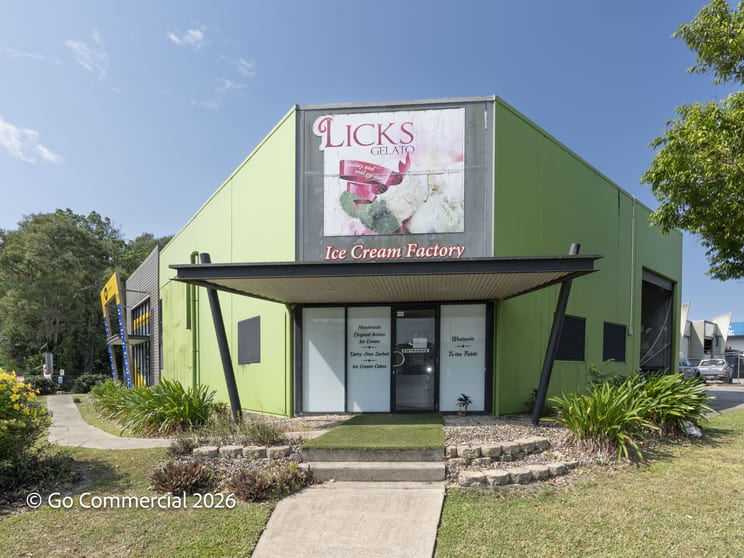 Click to view all images 2/18 Hollingsworth Street Portsmith QLD 4870 - Image 1