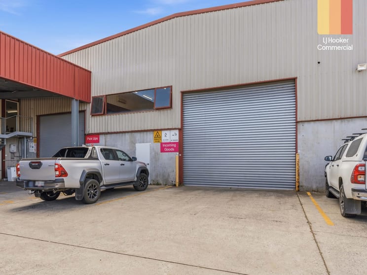 Click to view all images Warehouse 1/982-986 Port Road Albert Park SA 5014 - Image 2