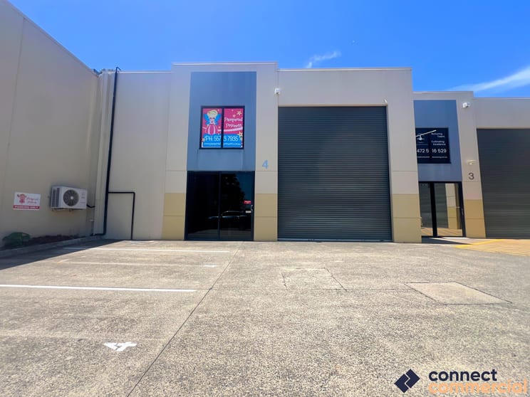 4/44 Dover Drive Burleigh Heads QLD 4220 - Image 1