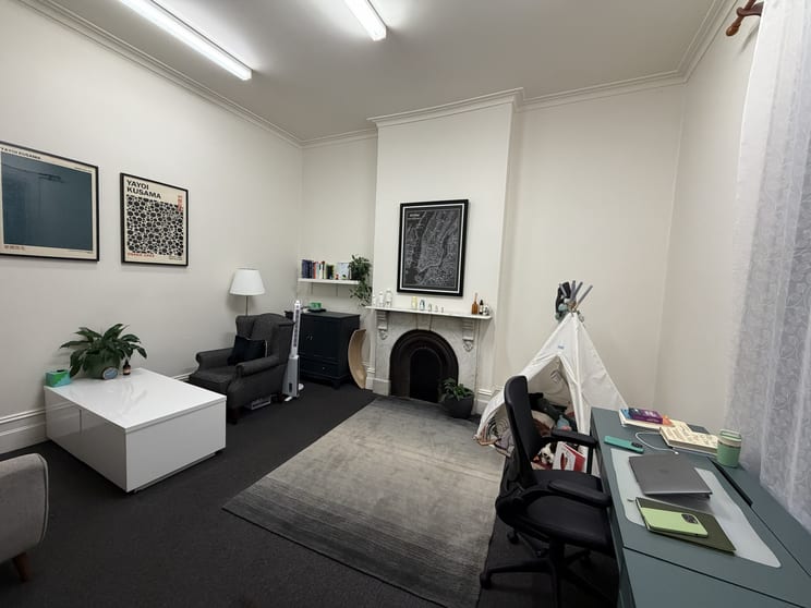 6/82-92 Gheringhap Street Geelong VIC 3220 - Image 2