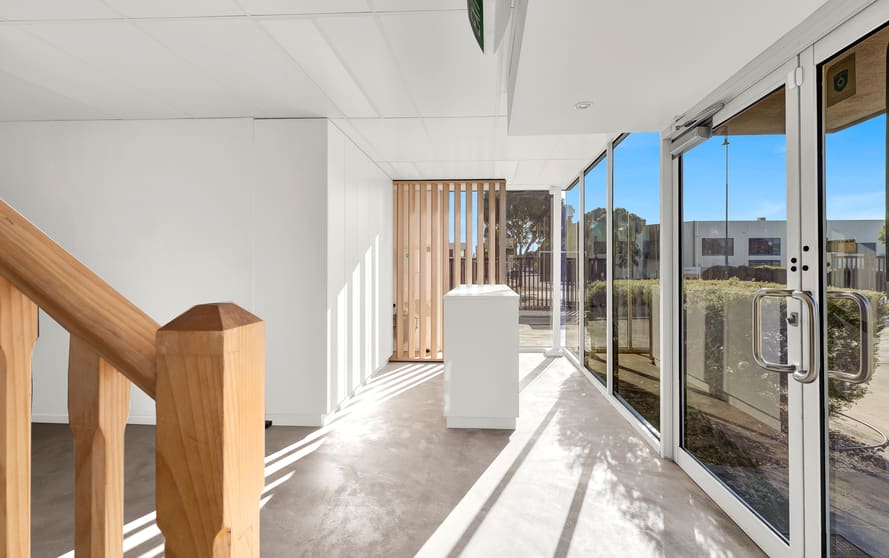 1/60 Lillee Crescent Tullamarine VIC 3043 - Image 2