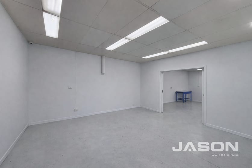 2/16 Mohr Street Tullamarine VIC 3043 - Image 3