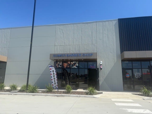 Click to view all images 10/625 Edgars Road Epping VIC 3076 - Image 1