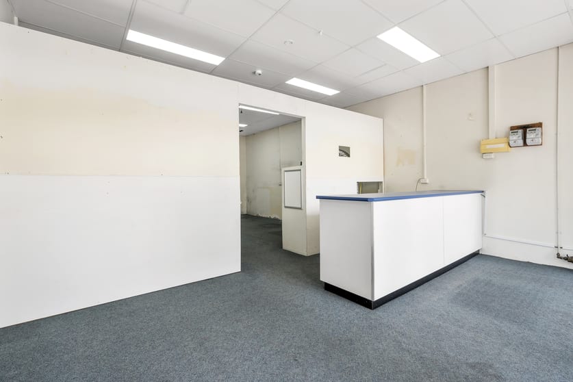 Click to view all images 586 Mitcham Road Mitcham VIC 3132 - Image 2