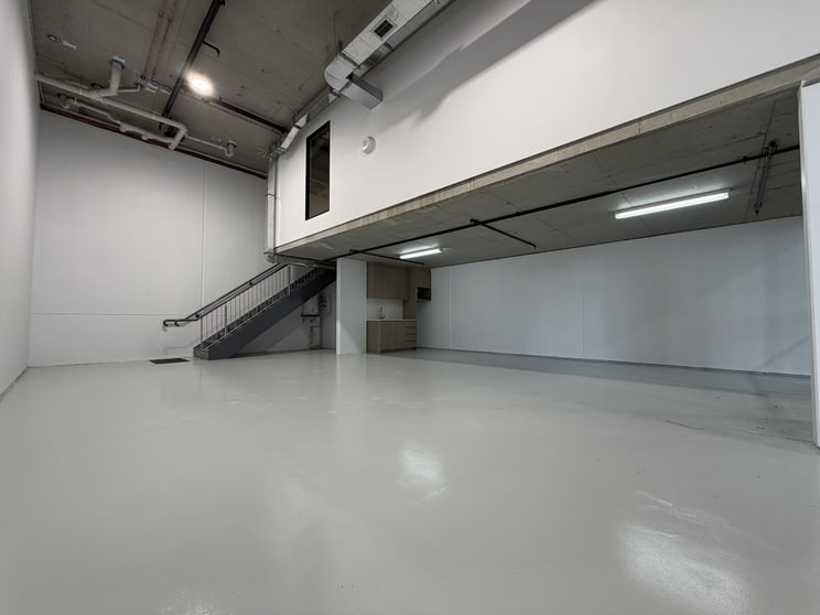Click to view all images Unit F2/32-36 Box Road Caringbah NSW 2229 - Image 3