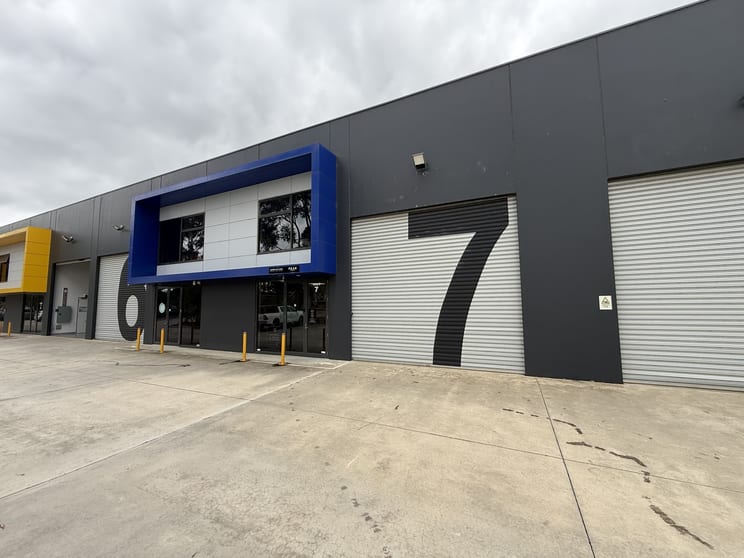 7/1A Southpark Close Keysborough VIC 3173 - Image 1