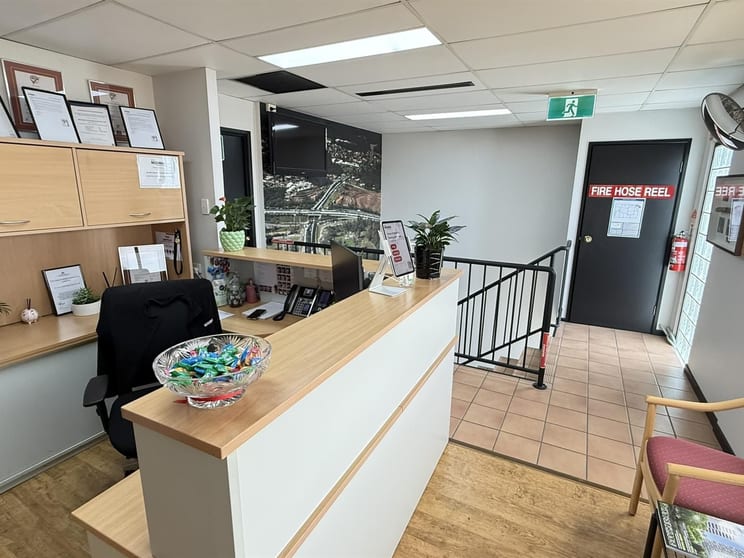 Click to view all images 1283 Lytton Rd Hemmant QLD 4174 - Image 3