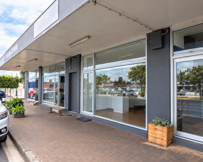 Click to view all images SHOP 2/252 COMMERCIAL STREET WEST Mount Gambier SA 5290 - Image 1