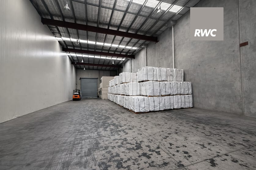 Click to view all images 1/68-70 Nestor Drive Meadowbrook QLD 4131 - Image 2
