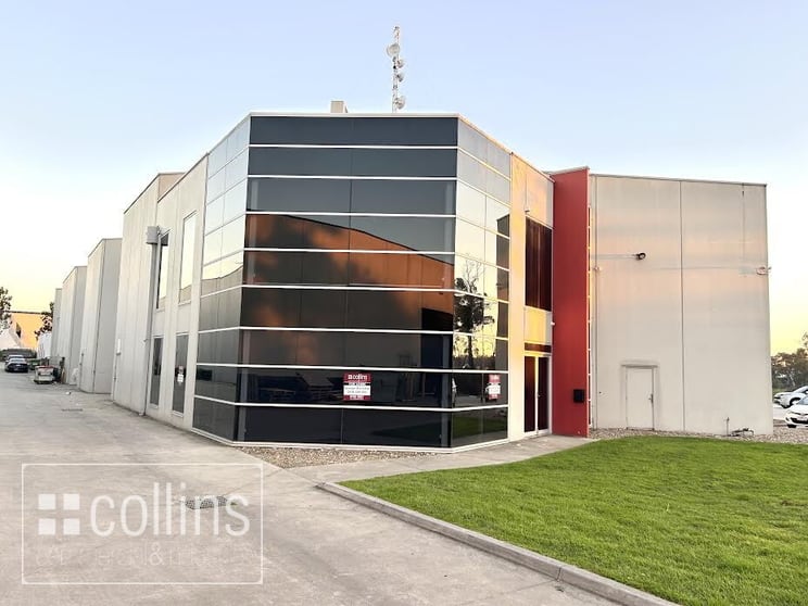 Click to view all images 14 Raylee Place Lynbrook VIC 3975 - Image 1