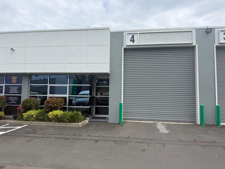 Click to view all images Unit 4/45 Gilby Road Mount Waverley VIC 3149 - Image 1