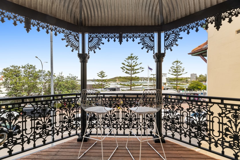 Click to view all images 102/46-48 East Esplanade Manly NSW 2095 - Image 2