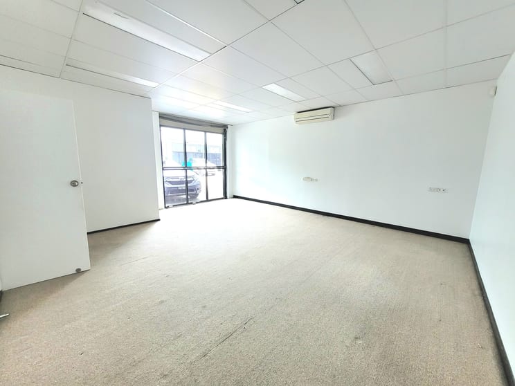20/4-6 Chaplin Drive Lane Cove NSW 2066 - Image 3