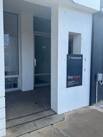 Click to view all images Suite 3/75 Deakin Avenue Mildura VIC 3500 - Image 1
