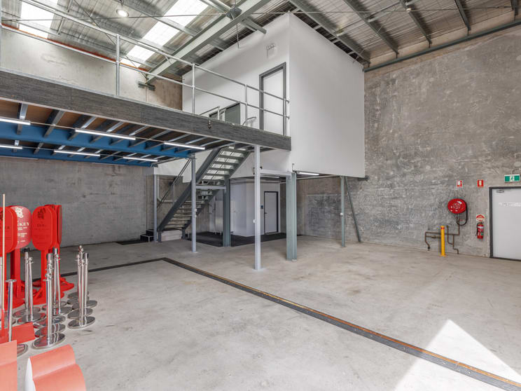 Click to view all images D2/20 Picrite Close Pemulwuy NSW 2145 - Image 3