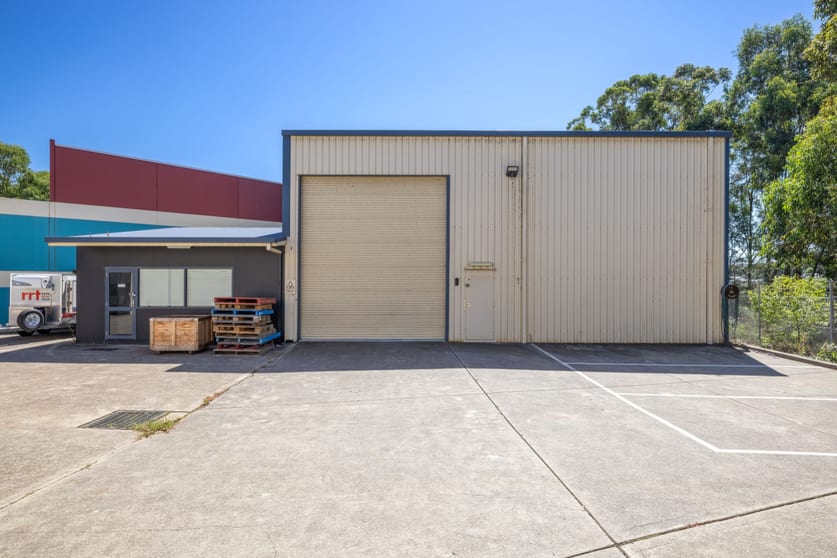 Unit 2, 5 Woodford Place Thornton NSW 2322 - Image 1