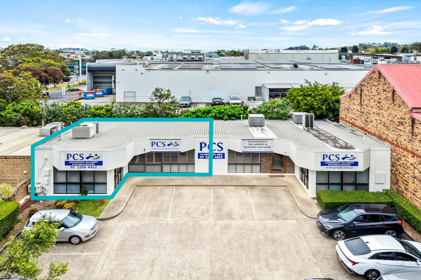 Click to view all images 1/14 Vanessa Boulevard Springwood QLD 4127 - Image 1