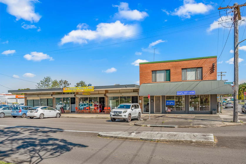 Click to view all images 70 Oxford Street Gateshead NSW 2290 - Image 2