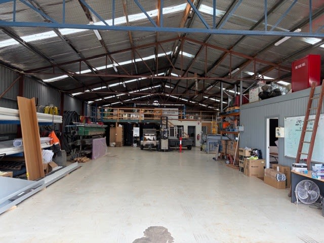 18 Phoenix Street Warragul VIC 3820 - Image 2