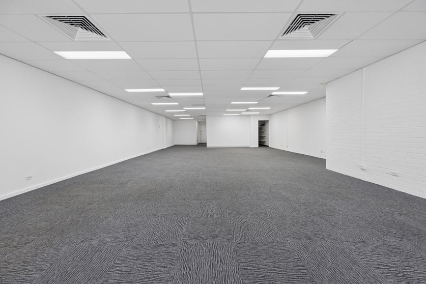 Click to view all images Unit 1/14-16 Dundas Court Phillip ACT 2606 - Image 3
