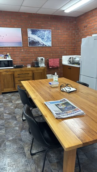 Click to view all images 92 Lime Avenue Mildura VIC 3500 - Image 2