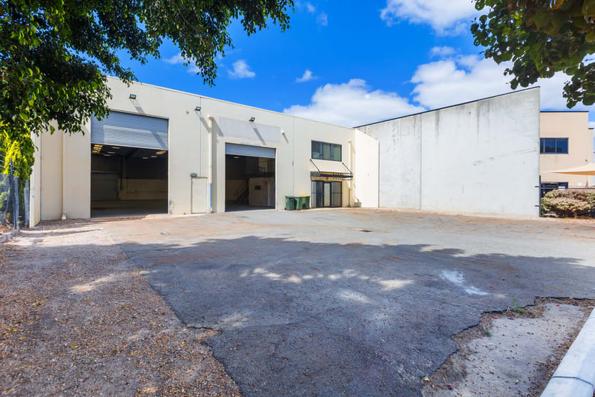Click to view all images 22 Milly Court Malaga WA 6090 - Image 3