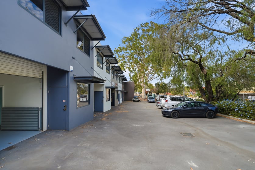 Click to view all images Unit 2/178 Planet Street Carlisle WA 6101 - Image 2