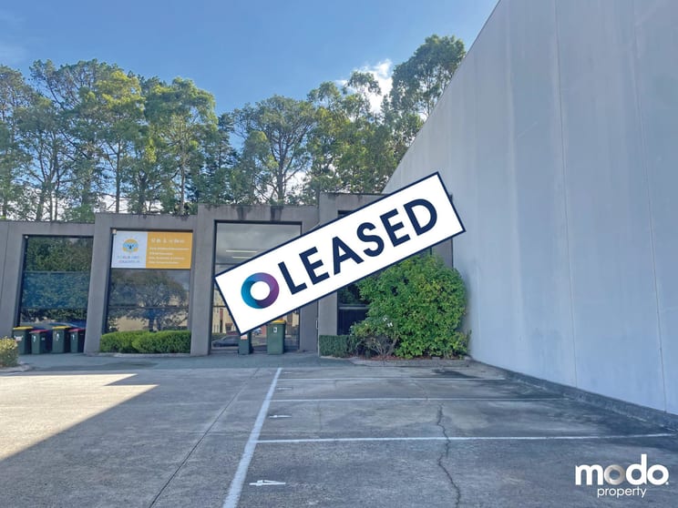 Click to view all images 4/5 Redland Drive Mitcham VIC 3132 - Image 1
