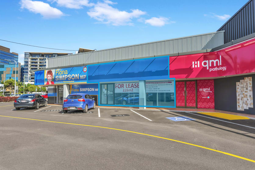 Click to view all images 2/148 Horton Parade Maroochydore QLD 4558 - Image 1