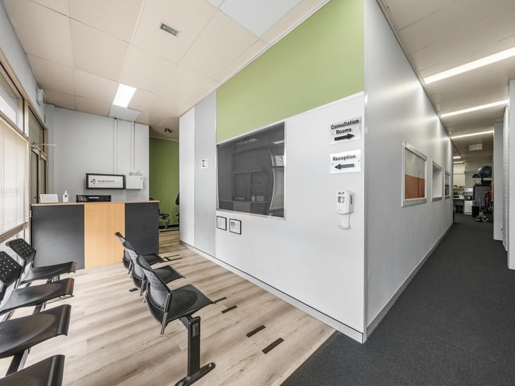 Click to view all images 1a/4 Chamberlain Street Campbelltown NSW 2560 - Image 3