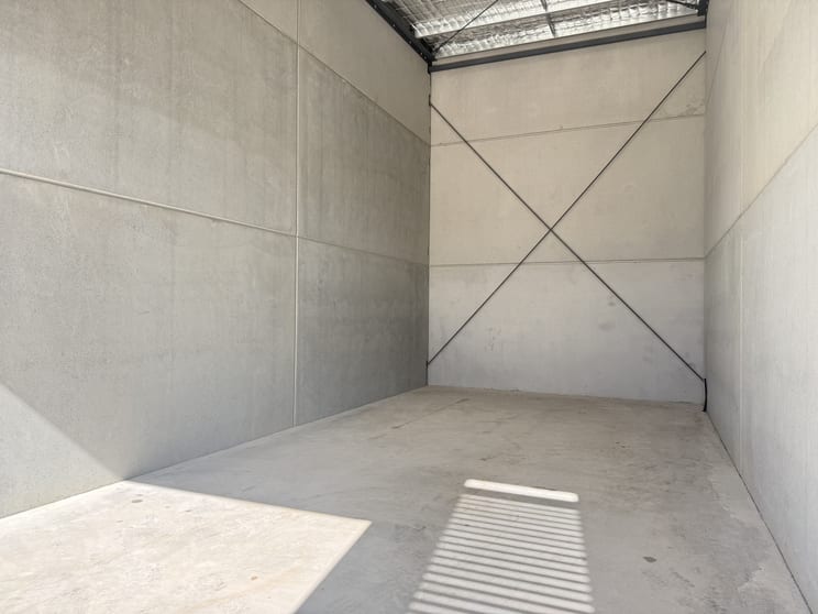 Click to view all images 9/9 Blackett Street West Gosford NSW 2250 - Image 2