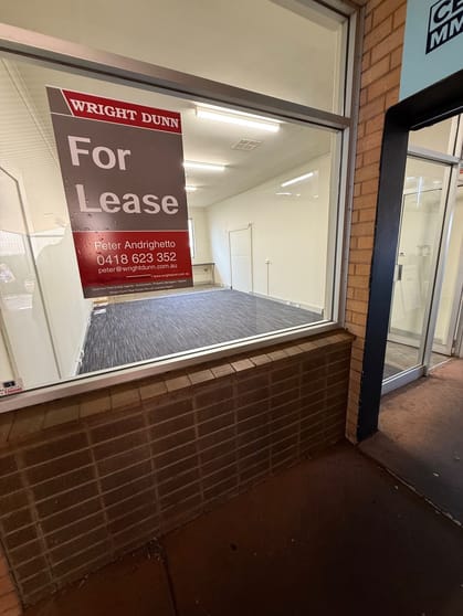 Click to view all images 4/26 Garran Place Garran ACT 2605 - Image 2