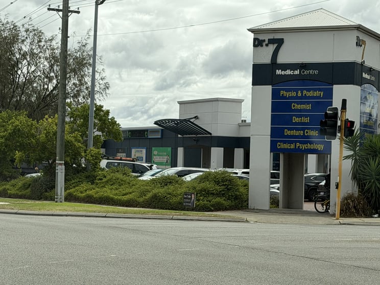 Click to view all images Lot 8/162 Wanneroo Road Yokine WA 6060 - Image 1