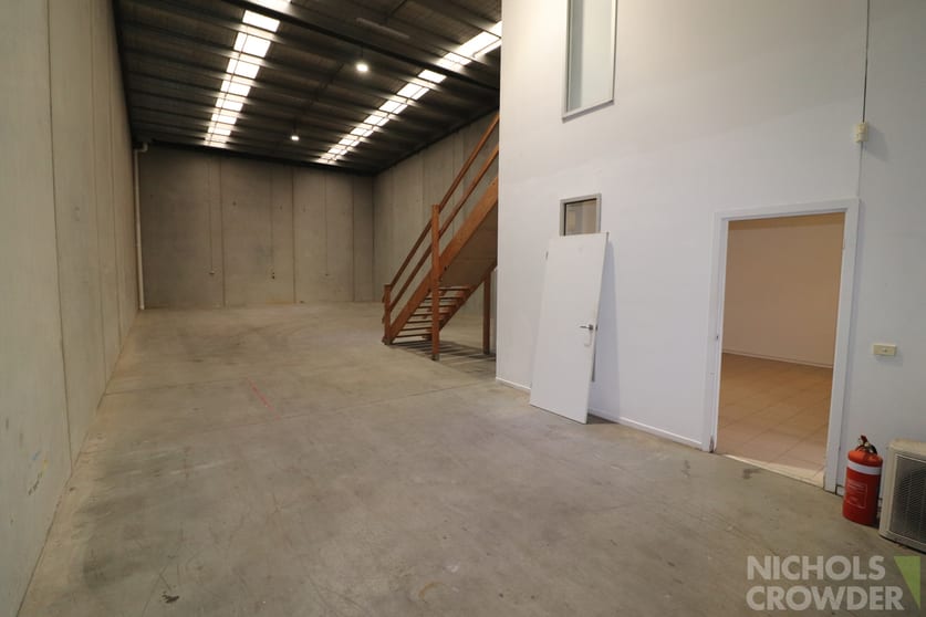 2A Kendra Court Seaford VIC 3198 - Image 3