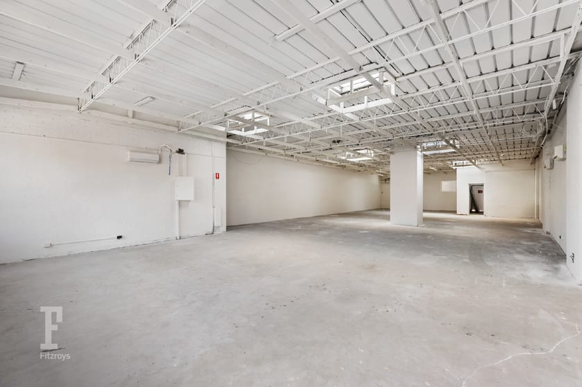 Click to view all images Suite 2/128 Acland Street St Kilda VIC 3182 - Image 2