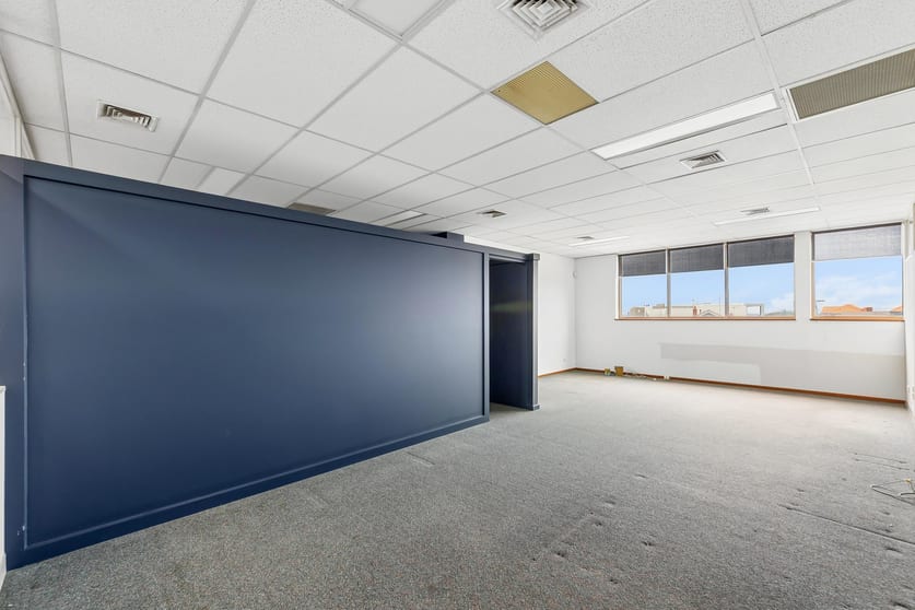 Click to view all images Suite 3a/41B Bluff Road Black Rock VIC 3193 - Image 3