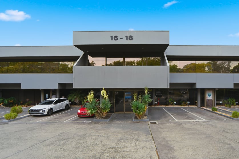 Click to view all images 3 & 4/16-18 Croydon Road Croydon VIC 3136 - Image 2