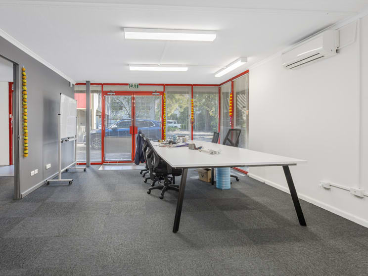 Click to view all images 34/7 Salisbury Road Castle Hill NSW 2154 - Image 3
