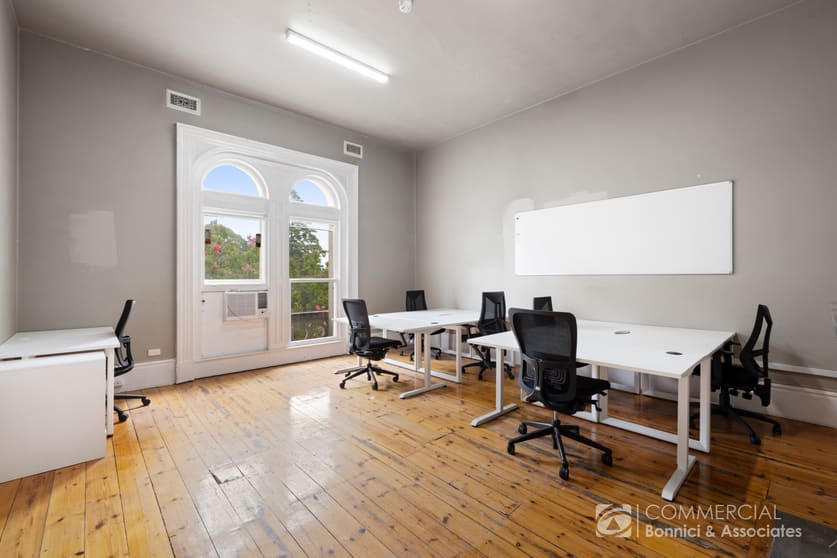 5 Coates Crescent Beechworth VIC 3747 - Image 3