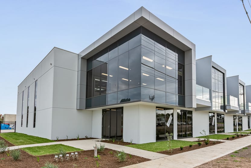 Click to view all images 15 Duffy Street Epping VIC 3076 - Image 1