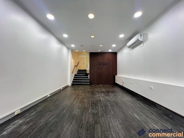 Click to view all images 2/27-31 Orchid Avenue Surfers Paradise QLD 4217 - Image 3