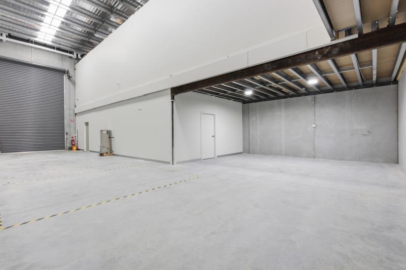 11 Explorer Place Hallam VIC 3803 - Image 2