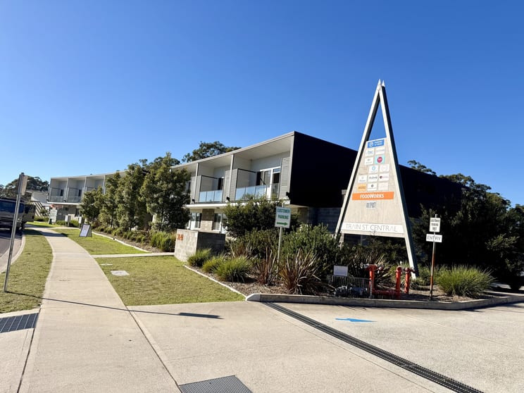 Click to view all images 2/40 Train Street Broulee NSW 2537 - Image 2