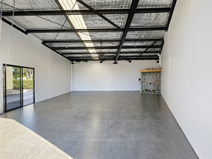Click to view all images Burleigh Heads QLD 4220 - Image 1